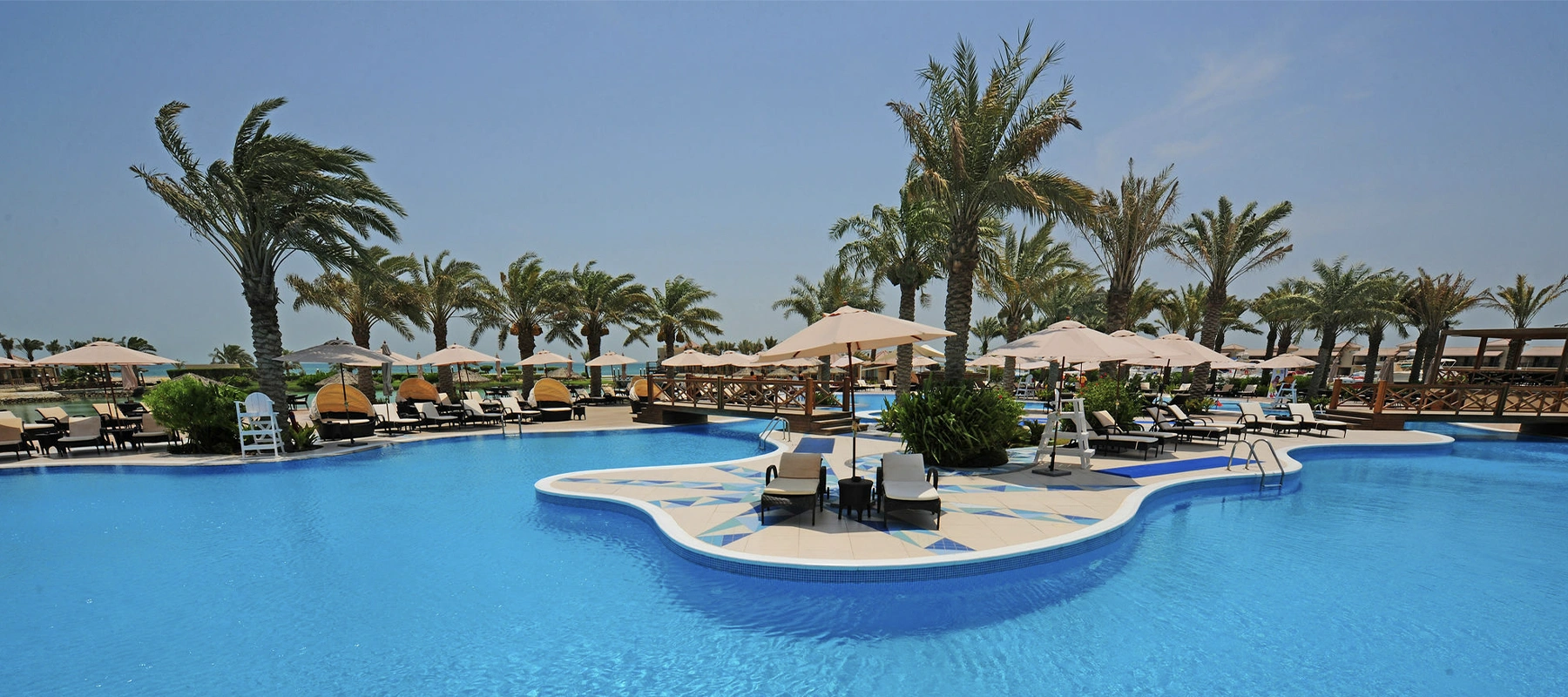 Featured image for “Al Bander Hotel & Resort”